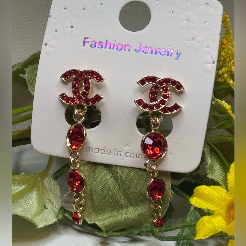 Red Crystal Dangling Fashion Earrings 2 inch